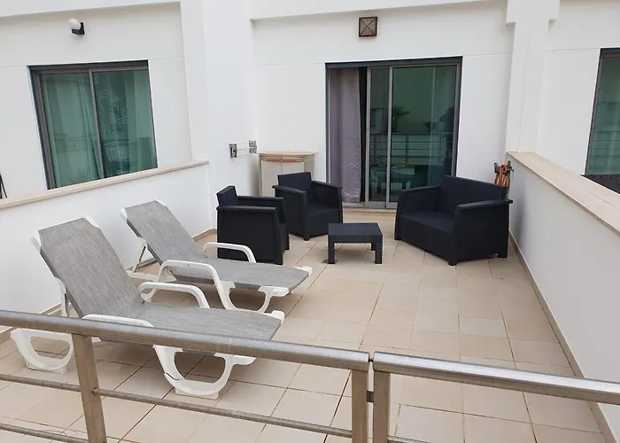 Magnifique Duplex Avec Piscine En Bord De