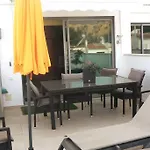 Magnifique Duplex Avec Piscine En Bord De *